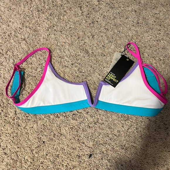 Oneone bikini - Picture 4 of 5